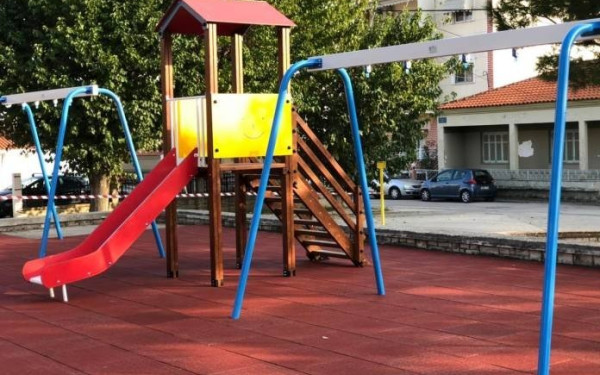 Γερμανία: 12χρονη απειλούσε με μαχαίρι άλλα παιδιά σε παιδική χαρά