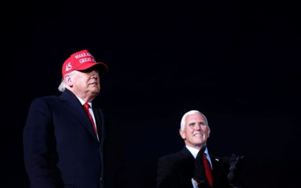 Ο Τραμπ δεν θέλει να καταθέσει ο αντιπρόεδρός του για την εισβολή στο Καπιτώλιο