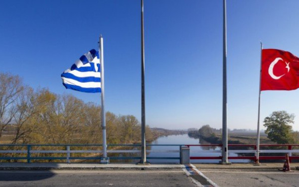 Τουρκία: Χτίζει φράχτη 8,5 χιλιομέτρων στα σύνορα με την Ελλάδα – Η ανακοίνωση του κυβερνήτη Αδριανούπολης