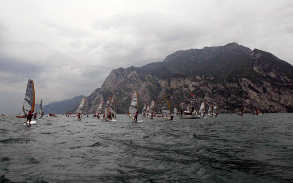 Ιστιοπλοΐα: Η στάση της ομοσπονδίας για την Μπεκατώρου, οι εκλογές και η θέση του Αυγενάκη