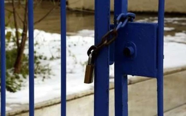 Κλειστά τα σχολεία σε πολλές περιοχές της χώρας, λόγω χιονιού και κακοκαιρίας