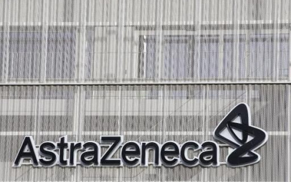Η Γαλλία δεν συστήνει το εμβόλιο της AstraZeneca για τους άνω των 65 ετών