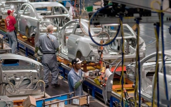 Πώς επηρεάζει την αυτοκινητοβιομηχανία ο πόλεμος στην Ουκρανία