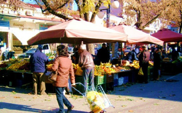 Θ. Ξανθόπουλος: Η κυβέρνηση αποκλείει τους παραγωγούς από τις λαϊκές αγορές για να ευνοήσει τους επιχειρηματίες