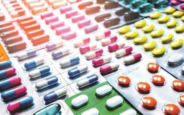 ΗΠΑ: Ανοίγει η πόρτα για δασμούς και σε φαρμακευτικά και ημιαγωγούς