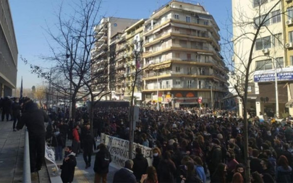 Θεσσαλονίκη: Στο Αυτόφωρο οι 31 συλληφθέντες από την εισβολή των ΜΑΤ στο ΑΠΘ