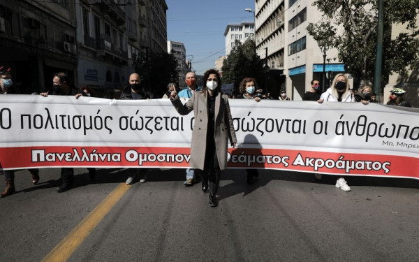 Γιατρομανωλάκης: Το προεδρικό διάταγμα δεν εξισώνει τις δραματικές σχολές με τα λύκεια (βίντεο)