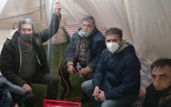 Δαμάσι: Γεννήτριες για παροχή θέρμανσης στις σκηνές των σεισμόπληκτων