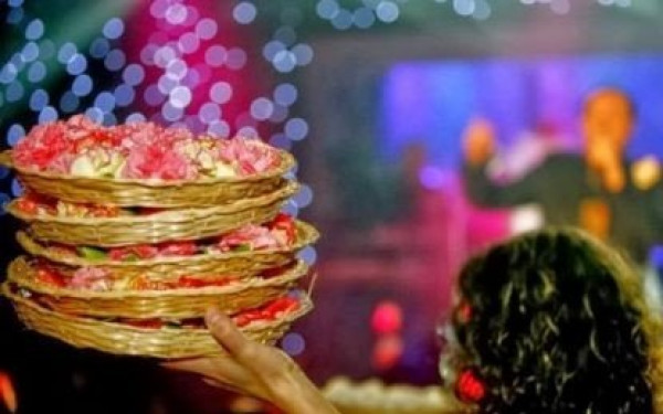 Γνωστή τραγουδίστρια ανακοίνωσε την εγκυμοσύνη της μέσω... instagram! (φωτ.)