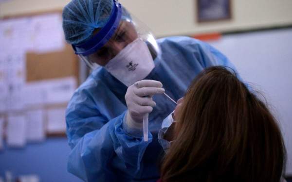 Δωρεάν rapid test κορονοϊού σε 178 σημεία αύριο