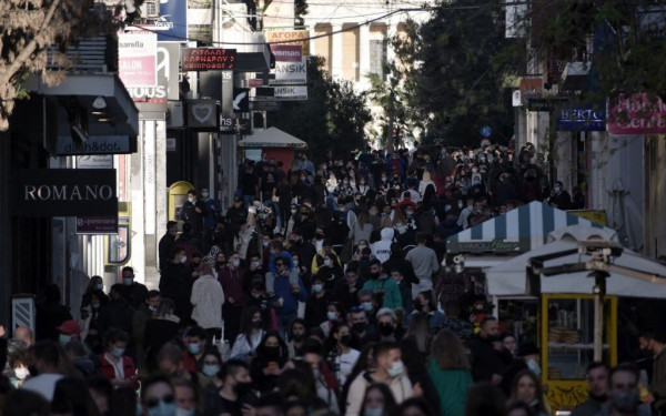 Α. Εξαδάκτυλος: Σφίγγεται το στομάχι μας με τις εικόνες συνωστισμού-Υπερτιμημένα τα self tests (βίντεο)