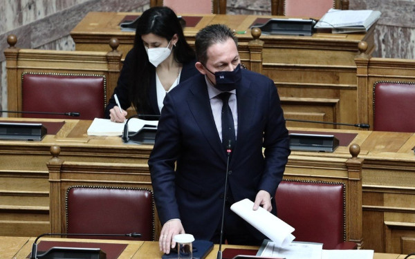 Κόντρα Πέτσα -Φωτίου για τα ΚΔΑΠ