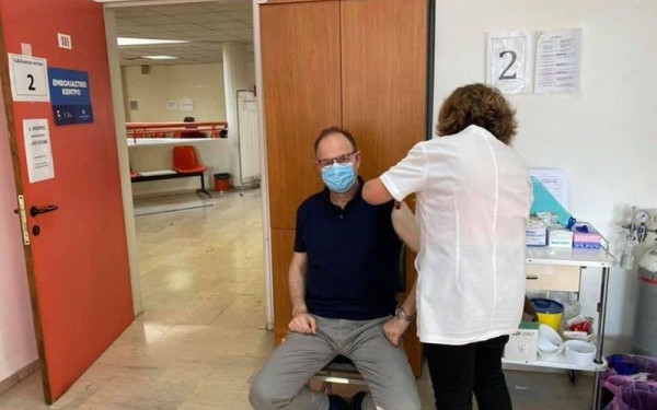 Δρόσος Τσαβλής: Εμβολιάστηκε για τον Covid-19 - Το μήνυμα όλο νόημα και οι... αποδέκτες