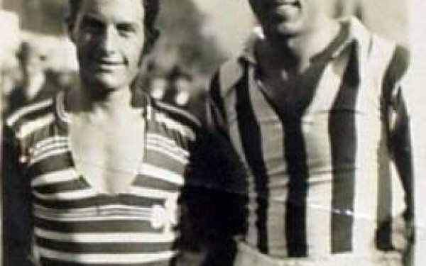 Οι δύο «σημαίες» των αιώνιων αντιπάλων