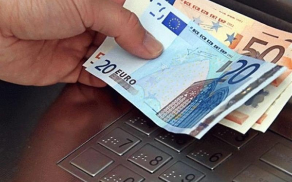 Έκτακτη στήριξη σε συνταξιούχους - Ποιοι μπορούν να ενταχθούν στις 72 και τις 120 δόσεις (βίντεο)