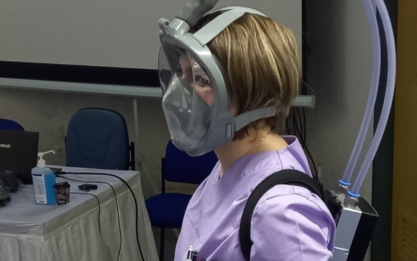 Στο Μποδοσάκειο Νοσοκομείο Πτολεμαίδας η πρώτη μικροβιοκτόνος μάσκα για προστασία από τον κορονοϊό