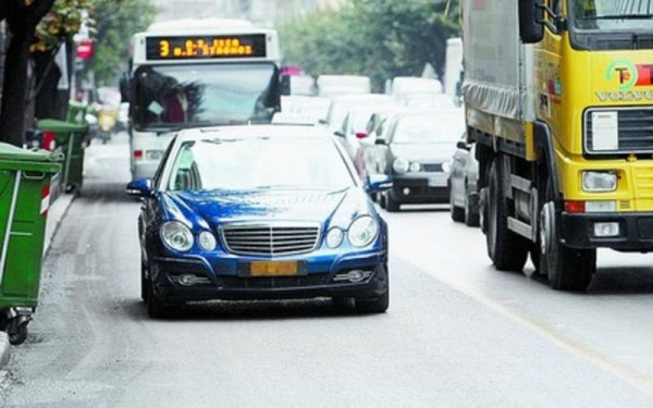 Θρίλερ με οδηγό ταξί που αγνοείται στη Θεσσαλονίκη (βίντεο)