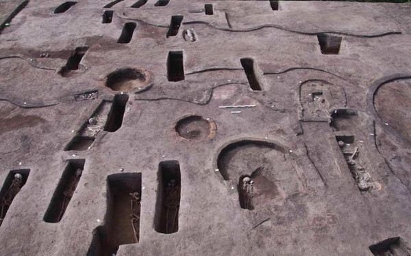 Τάφους πριν την εποχή των Φαραώ εντόπισαν Αιγύπτιοι αρχαιολόγοι (βίντεο & φωτ.)