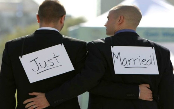 Ομοφυλοφιλία: Η Ελληνική Ψυχιατρική Εταιρεία τονίζει το αυτονόητο