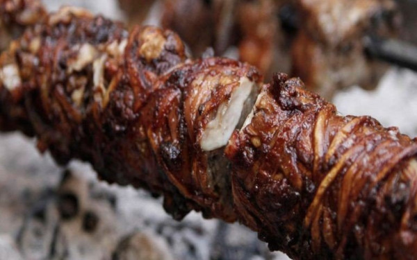 Μαγειρίτσα, κοκορέτσι, οβελίας: Συνταγές σίγουρης επιτυχίας από το emakedonia.gr