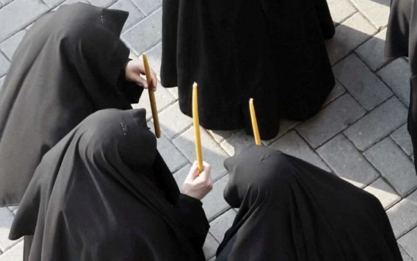 Βοιωτία: Σε αποκλεισμένο μοναστήρι, δίπλα σε θερμάστρα βρέθηκαν νεκρές οι δύο μοναχές (βίντεο, φωτ.)