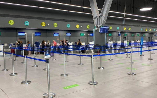 Γερμανία: Απεργούν επτά μεγάλα αεροδρόμια - Τουλάχιστον 2.300 πτήσεις ακυρώνονται	