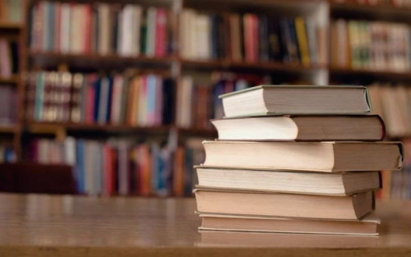 Δημοτικά σχολεία: Ξεκίνησε η διανομή λογοτεχνικών βιβλίων - 19 ψηφιακά βιβλία διαθέσιμα