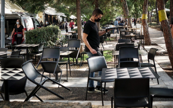 Αθήνα: Εστιατόριο «δίκασε» πελάτη που έβρισε εργαζόμενό του (φωτ.)
