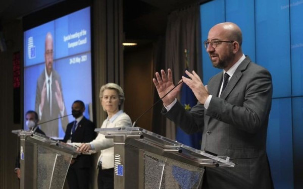 Φον ντερ Λάιεν - Σ. Μισέλ: Συγχαρητήρια στην Ελλάδα για την επενδυτική βαθμίδα 