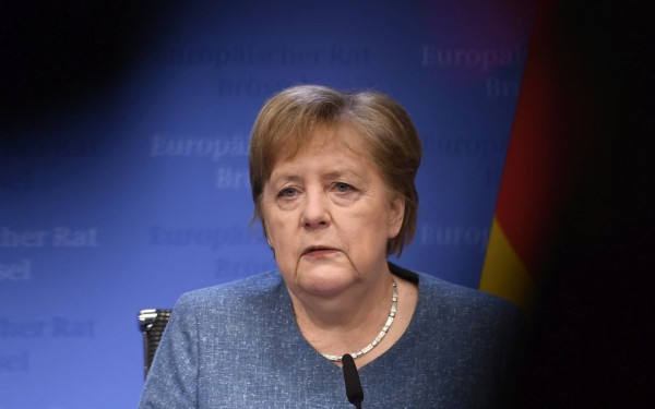 Γερμανία: Μέρκελ κατά Μερτς - Προειδοποιεί για τον κίνδυνο «να καταστραφεί» η Ευρώπη λόγω των μονομερών πολιτικών κρατών για το μεταναστευτικό