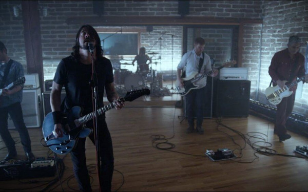 ΗΠΑ: Η συναυλία των Foo Fighters έγινε πεδίο αντιπαράθεσης με αντιεμβολιαστές