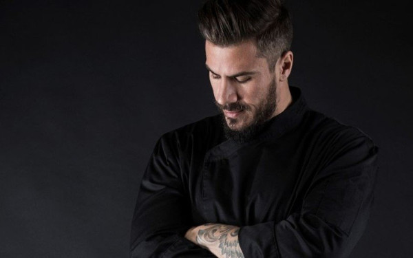 Κλείνει τα εστιατόρια Kitchen Lab ο Άκης Πετρετζίκης - Υπό εκκαθάριση η εταιρεία