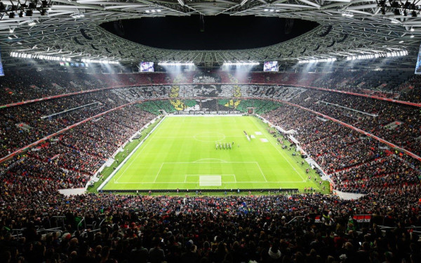 Στη Βουδαπέστη την Τρίτη το πρώτο γεμάτο γήπεδο μετά από 15 μήνες