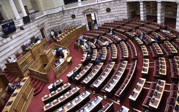 Επεκτείνεται η δυνατότητα ρύθμισης των οφειλών από ασφαλιστικές εισφορές