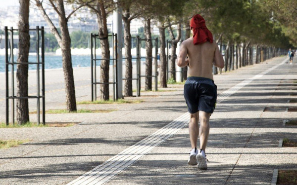 Νέο έκτακτο δελτίο καιρού: Ανεβαίνει σημαντικά η θερμοκρασία 