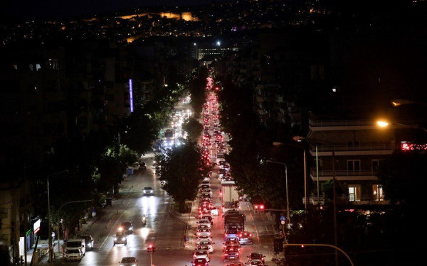 Θεσσαλονίκη: Μποτιλιάρισμα-εφιάλτης σε όλη την πόλη από το σφράγισμα της περιφερειακής για τον Μπαντέρας (φωτ.)