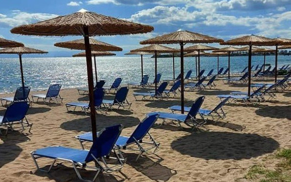 Καλαμαριά: “Σκληρό ροκ” από την αντιπολίτευση για το άνοιγμα της πλαζ Αρετσούς και τον πνιγμό λουόμενου
