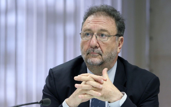 Πιτσιόρλας: Ξεκαθαρίζει το τοπίο για ΕΛΒΟ, ΕΒΖ και Hellenic Steel