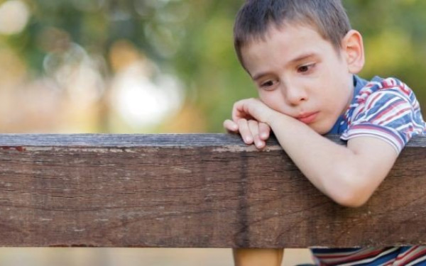 Παιδί παγιδεύτηκε σε κάγκελα περίφραξης στο Νέο Πετρίτσι