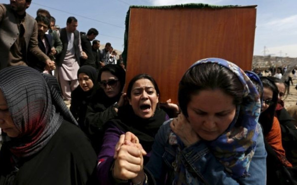 Ο ΟΗΕ «παζαρεύει» τις βάρβαρες πολιτικές των Ταλιμπάν κατά των γυναικών στο Αφγανιστάν