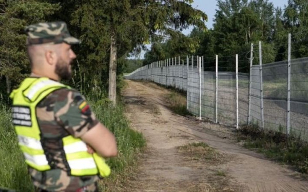 Η Λιθουανία αναπτύσσει στρατό στα σύνορα με τη Λευκορωσία για την παράνομη μετανάστευση