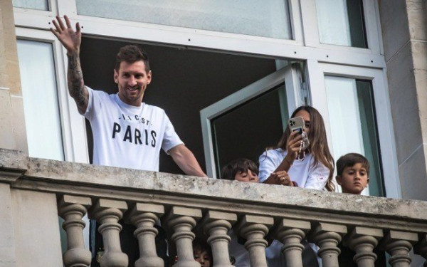 Ο Μέσι προηγείται του Ρονάλντο στο... Instagram