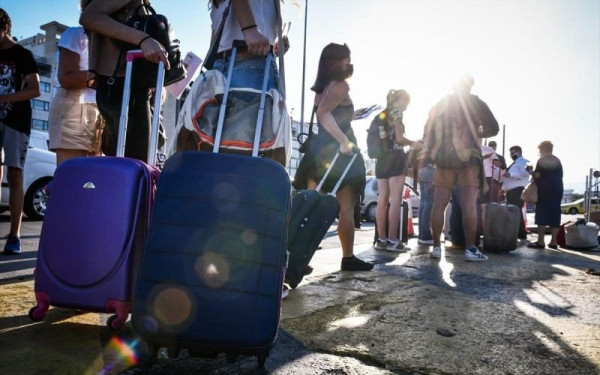 Σκέρτσος για ακτοπλοϊκά εισιτήρια: Θα δοθούν ελκυστικά πακέτα τιμών στις δημοφιλείς γραμμές - Δεν θα δοθεί Ship Pass (βίντεο)