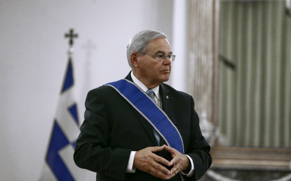 Mένεντεζ: Ζήτησε αντίποινα στη Σαουδική Αραβία για τη μείωση της παραγωγής πετρελαίου