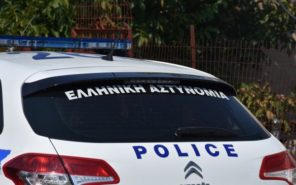 Κουκουλοφόρος επιτέθηκε με χημικό υγρό σε γυναίκα στη Μεσσήνη