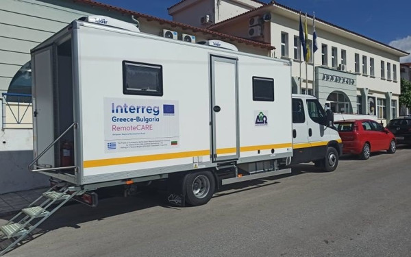 «RemoteCare» - Δ. Ωραιοκάστρου: Εκατοντάδες πολίτες κάνουν δωρεάν ιατρικές εξετάσεις