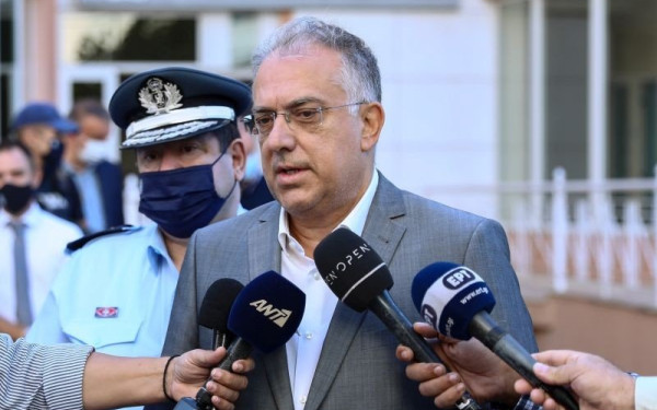 Έκκληση Θεοδωρικάκου για... ειρηνικό εορτασμό του Πολυτεχνείου