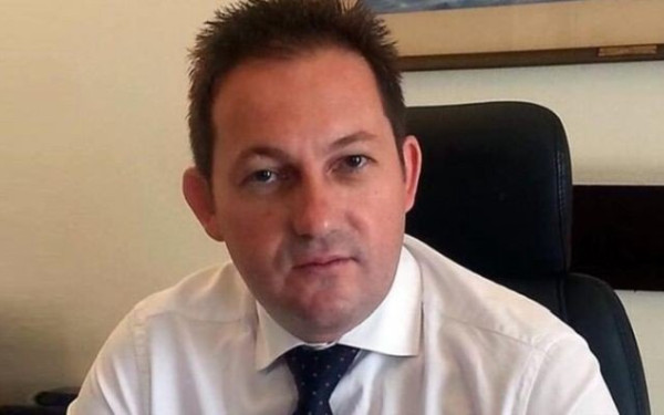 Πέτσας: Τίποτα δεν άλλαξε στο προσοντολόγιο των ηθοποιών – Βλέπω δύο πράγματα, κάτι υποκριτικό και κάτι εξωφρενικό (βίντεο)