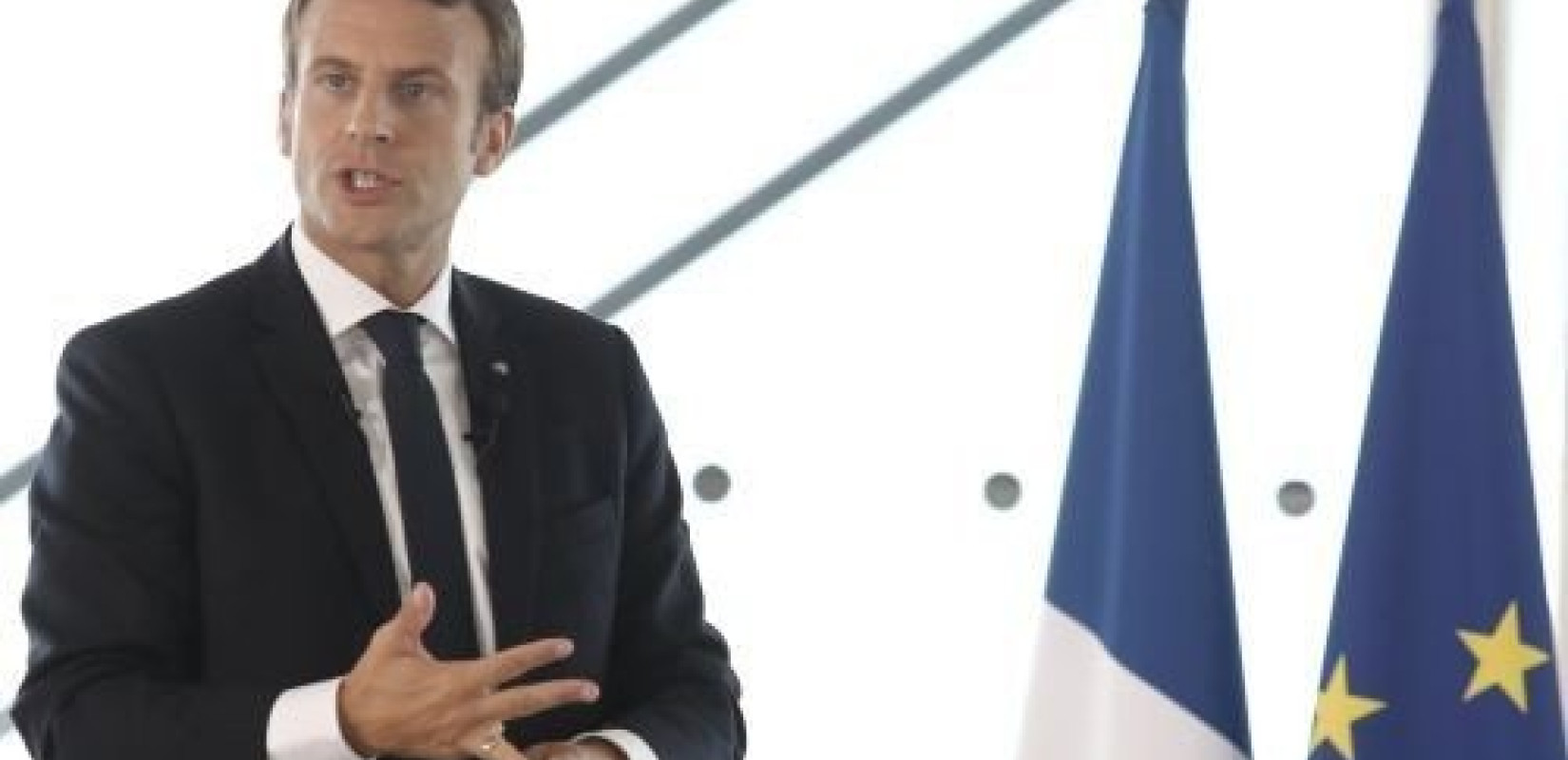 Ο Μακρόν χαιρετίζει τις προσπάθειες του Τραμπ για συμφωνία ΗΠΑ-Ιράν