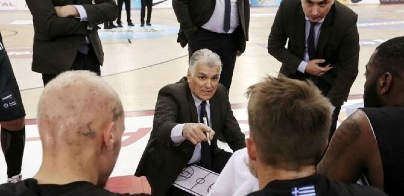 Μπάσκετ: Βαρύ πένθος για την απώλεια του σπουδαίου Σούλη Μαρκόπουλου (βίντεο)